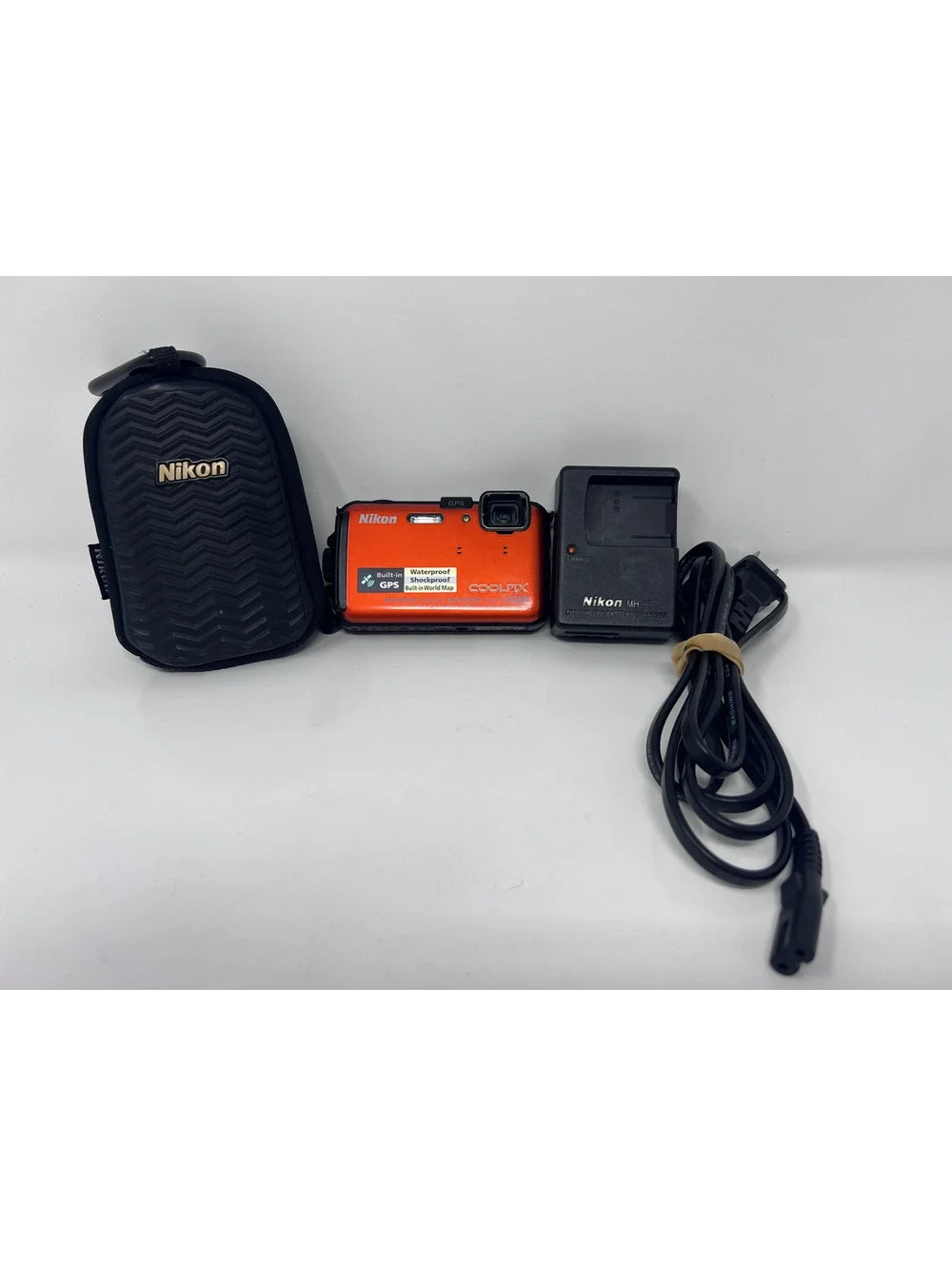 Coolpix AW110 digital Camera with Charger and Case